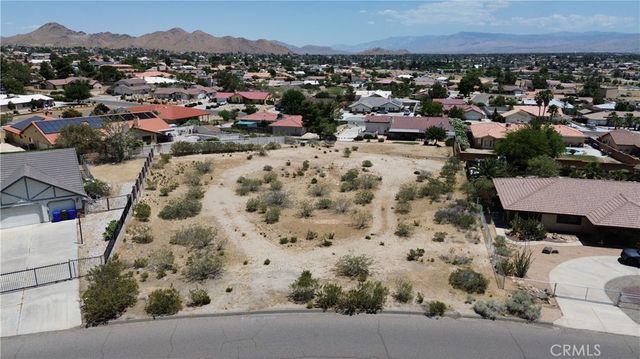47333203 Muni Road, Apple Valley, CA 92307