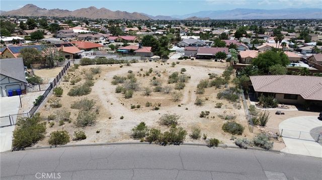 47333203 Muni Road, Apple Valley, CA 92307