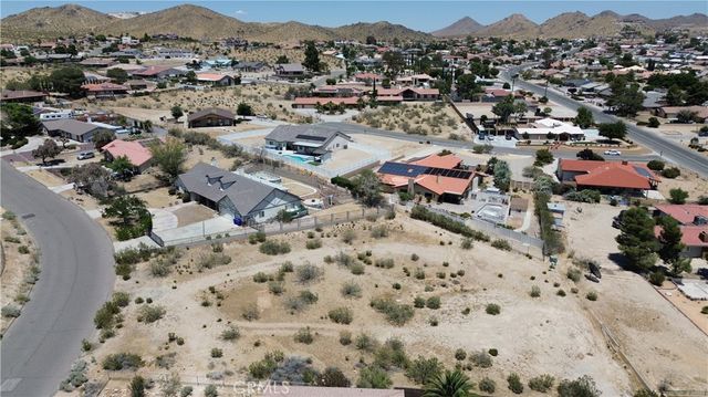 47333203 Muni Road, Apple Valley, CA 92307