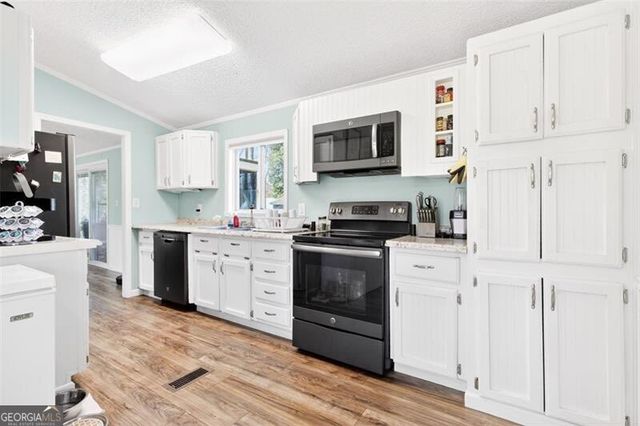 5520 Mount Shores Circle, Gainesville, GA 30506