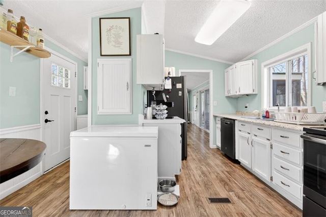 5520 Mount Shores Circle, Gainesville, GA 30506