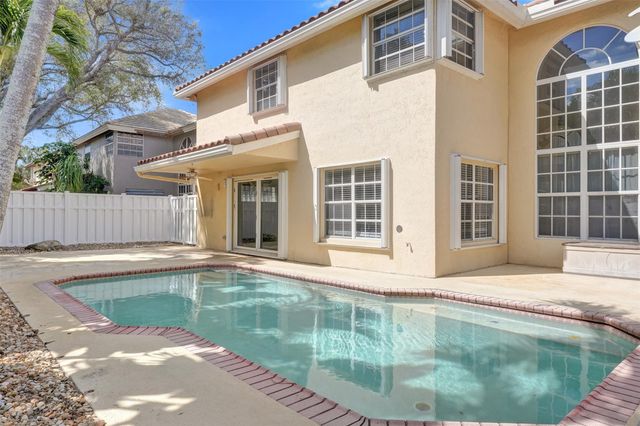 11064 Bismarck Place, Hollywood, FL 33026