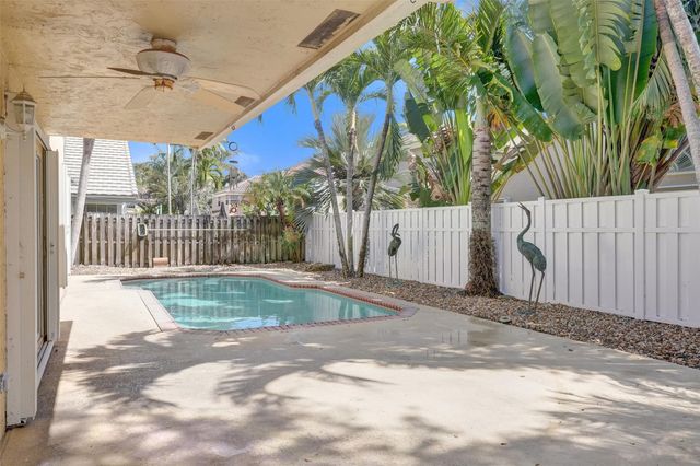 11064 Bismarck Place, Hollywood, FL 33026