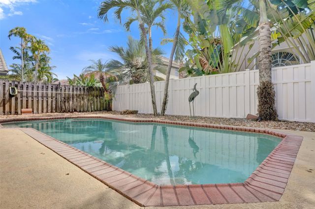 11064 Bismarck Place, Hollywood, FL 33026