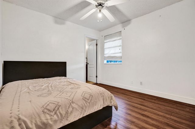 11064 Bismarck Place, Hollywood, FL 33026