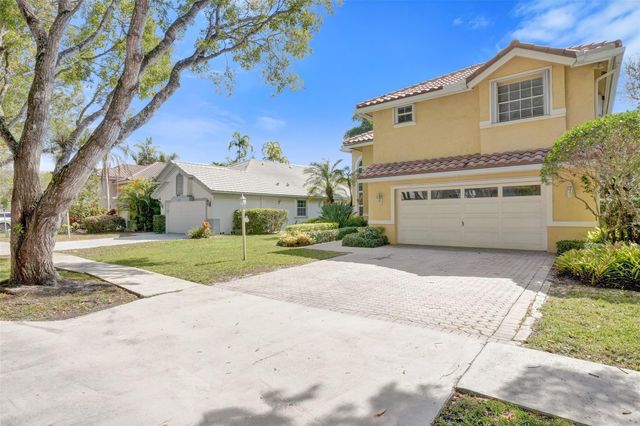11064 Bismarck Place, Hollywood, FL 33026