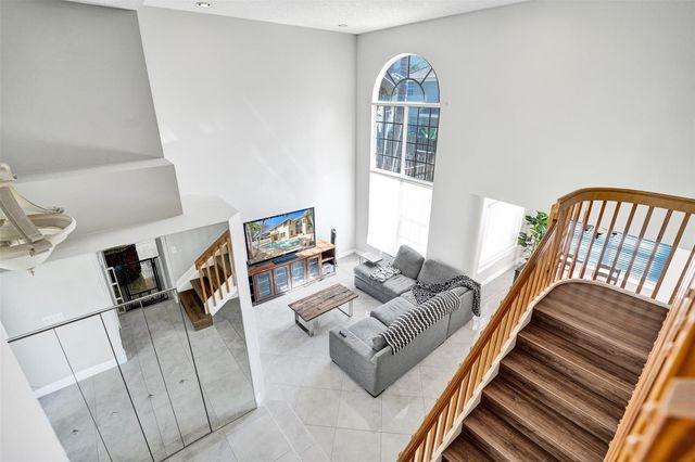 11064 Bismarck Place, Hollywood, FL 33026