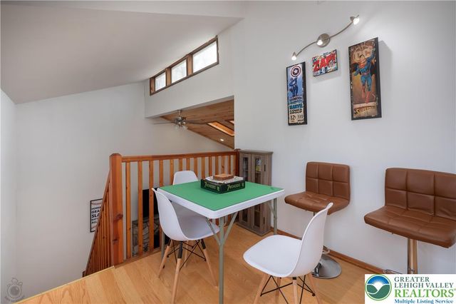 557 Lakeside Drive, Stroud Twp, PA 18301