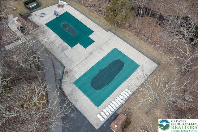 557 Lakeside Drive, Stroud Twp, PA 18301