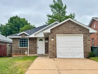 223 W 6th Street, Edmond, OK 73003