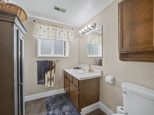 18020 Se RICHEY Rd, Gresham, OR 97080