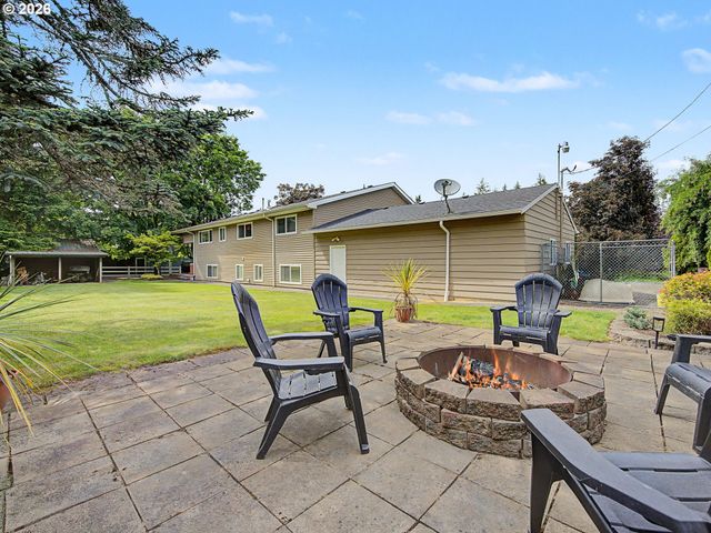 18020 Se RICHEY Rd, Gresham, OR 97080