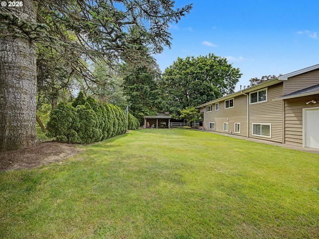 18020 Se RICHEY Rd, Gresham, OR 97080