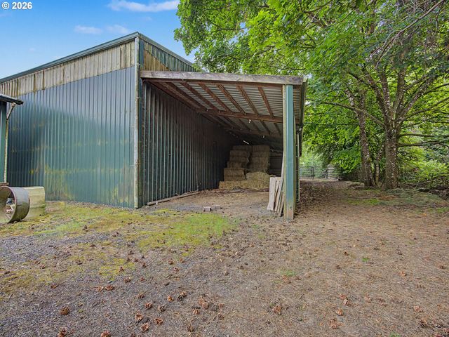 18020 Se RICHEY Rd, Gresham, OR 97080