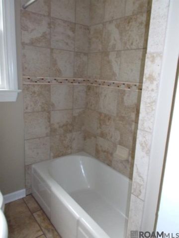 6984 Government St, Baton Rouge, LA 70806