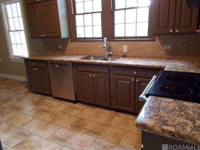 6984 Government St, Baton Rouge, LA 70806