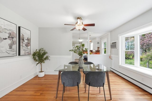 18 Maple St, Auburn, MA 01501