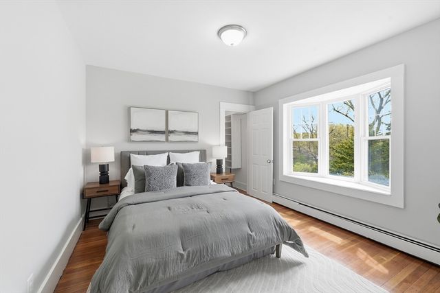 18 Maple St, Auburn, MA 01501