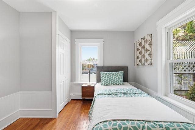 18 Maple St, Auburn, MA 01501