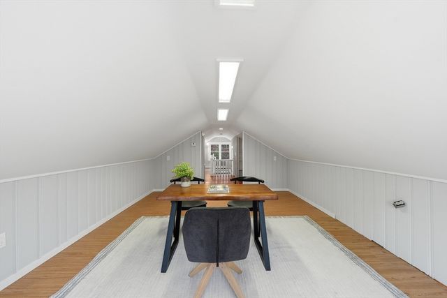 18 Maple St, Auburn, MA 01501