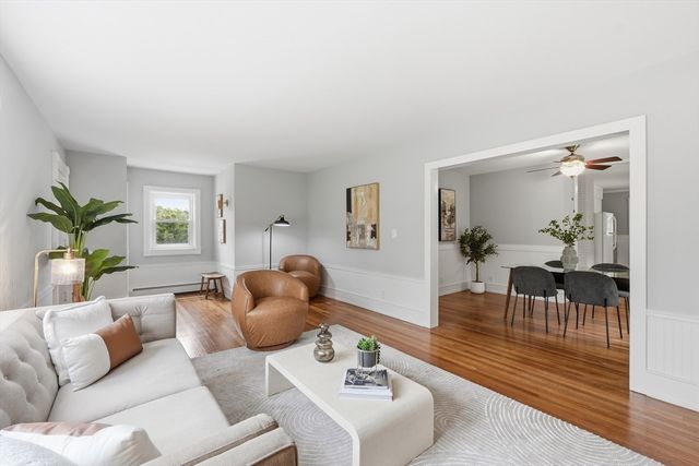 18 Maple St, Auburn, MA 01501