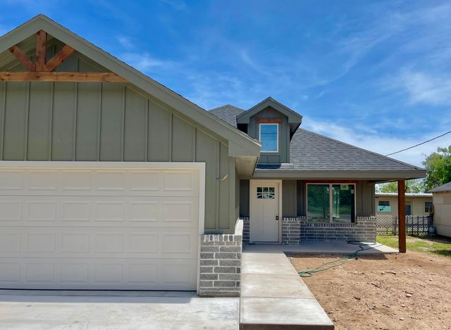 13 E 28th Street, San Angelo, TX 76903