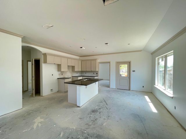 13 E 28th Street, San Angelo, TX 76903