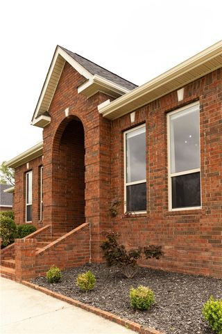 4033 Savannah Lane, Springdale, AR 72762