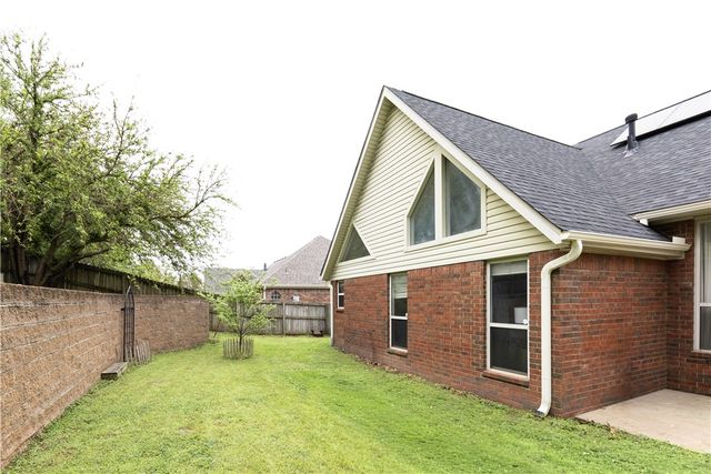 4033 Savannah Lane, Springdale, AR 72762