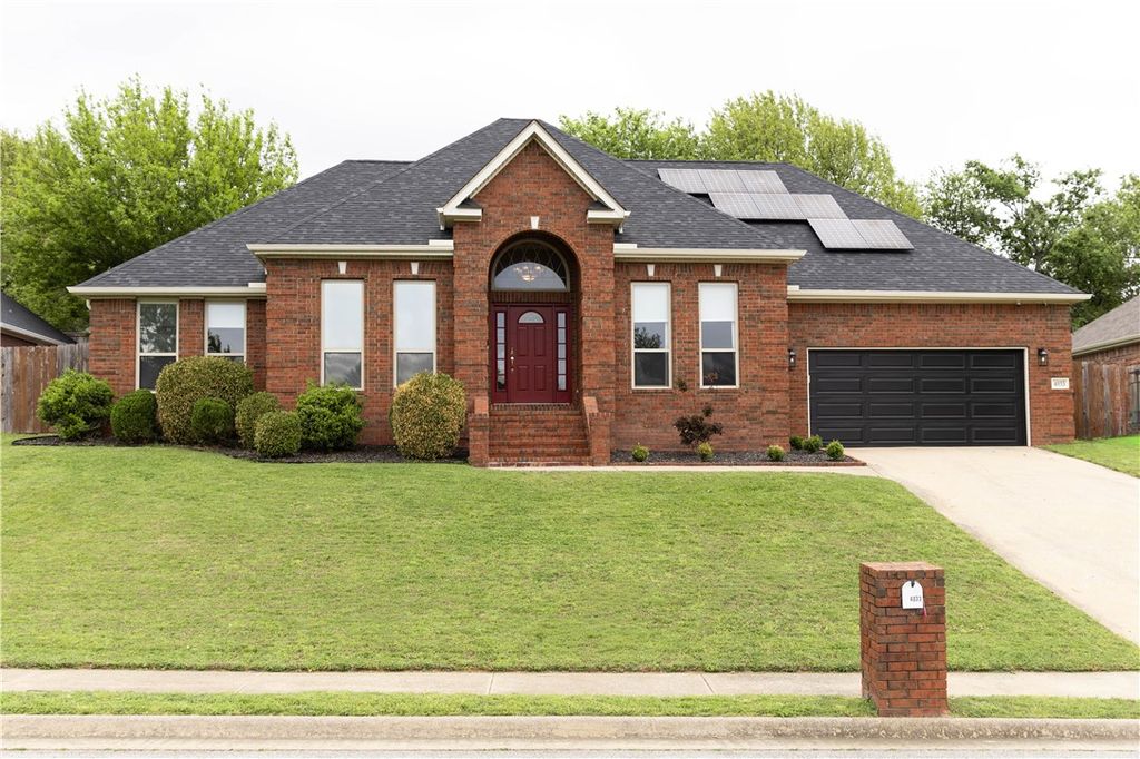 4033 Savannah Lane, Springdale, AR 72762