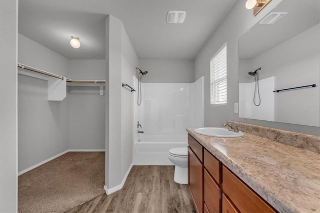 7931 Bridgegate Avenue, Springdale, AR 72762