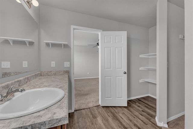 7931 Bridgegate Avenue, Springdale, AR 72762