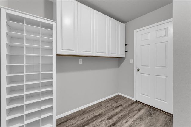 7931 Bridgegate Avenue, Springdale, AR 72762