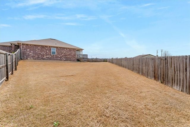 7931 Bridgegate Avenue, Springdale, AR 72762