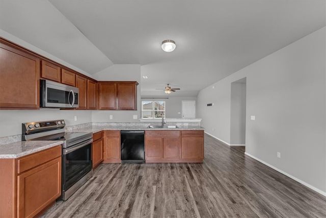 7931 Bridgegate Avenue, Springdale, AR 72762