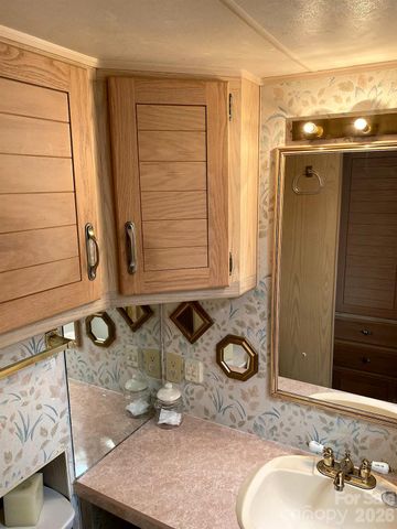 118 Eagle Drive, New London, NC 28127