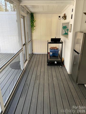 118 Eagle Drive, New London, NC 28127