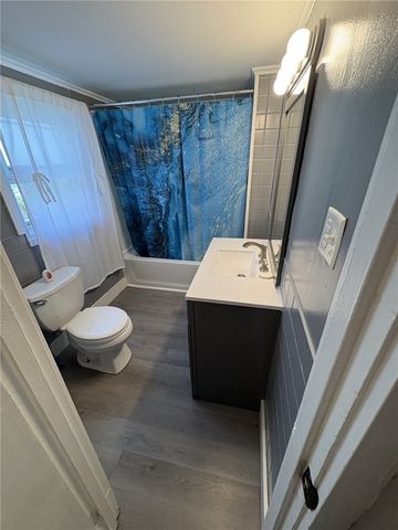 232 Thornton Aly, Brownsville, PA 15417
