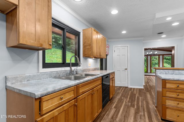 26182528 Shaler Lane, Knoxville, TN 37920