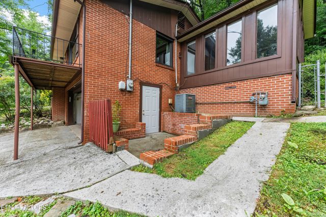26182528 Shaler Lane, Knoxville, TN 37920