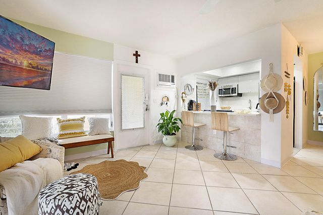 1110 N Riverside Drive 12, Pompano Beach, FL 33062