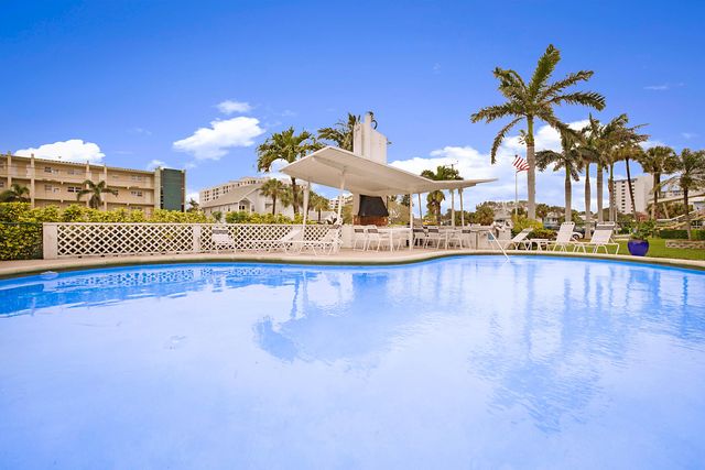 1110 N Riverside Drive 12, Pompano Beach, FL 33062