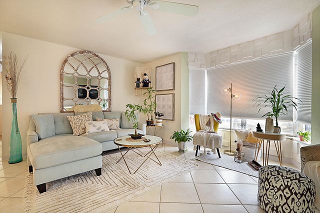 1110 N Riverside Drive 12, Pompano Beach, FL 33062