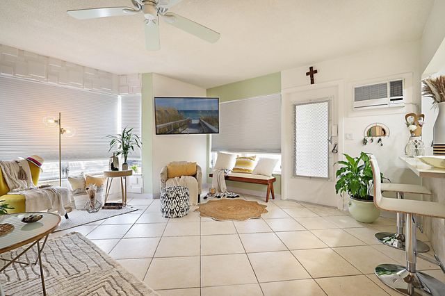 1110 N Riverside Drive 12, Pompano Beach, FL 33062