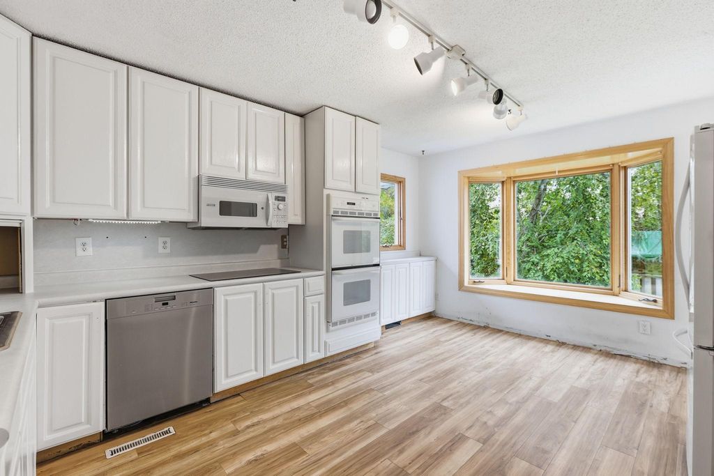 20046 Hillside Drive, Corcoran, MN 55374 — photo 5