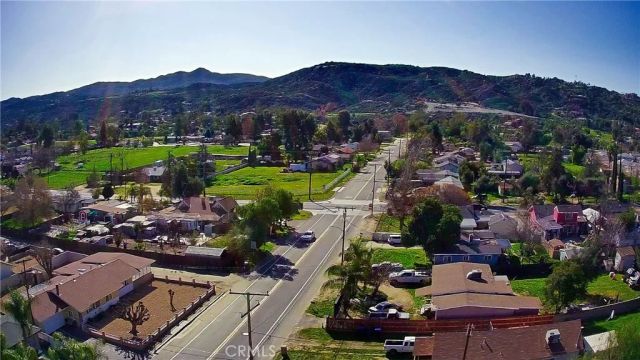 26917 Yale St, Hemet, CA 92544