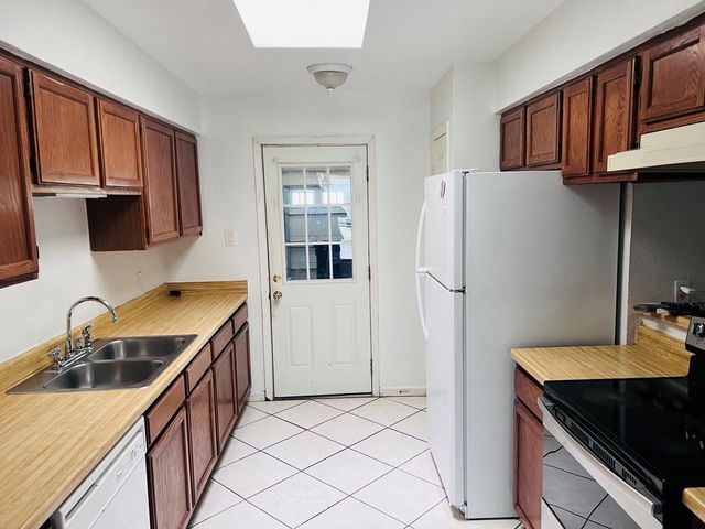 3823 Windmill Street, Sugar Land, TX 77479