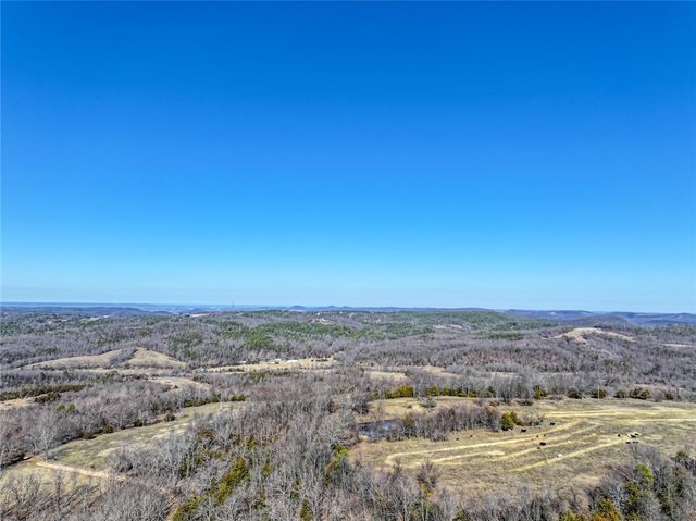 1061 County Road 731, Berryville, AR 72616