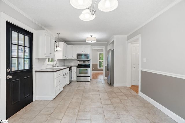 765 Jonas Circle, Chesnee, SC 29323