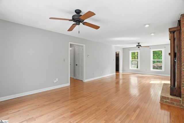 765 Jonas Circle, Chesnee, SC 29323